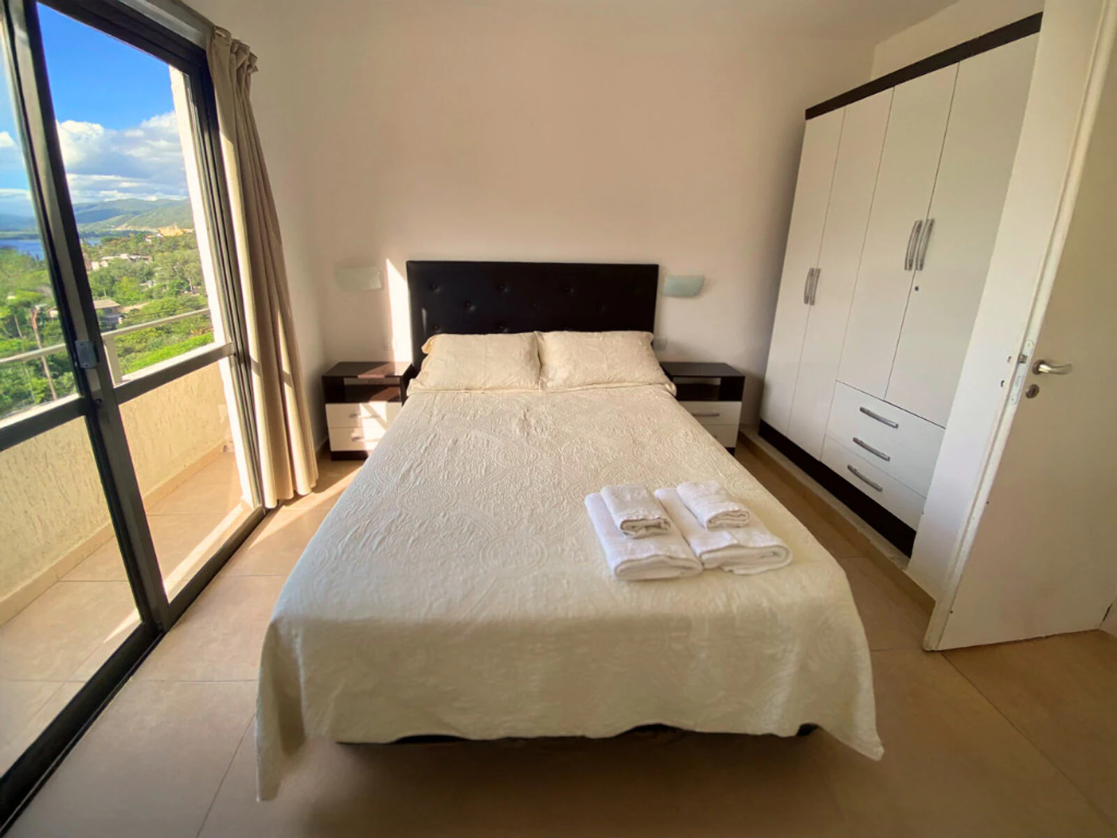 Departamento 2 · Dormitorio principal · Costa Linda